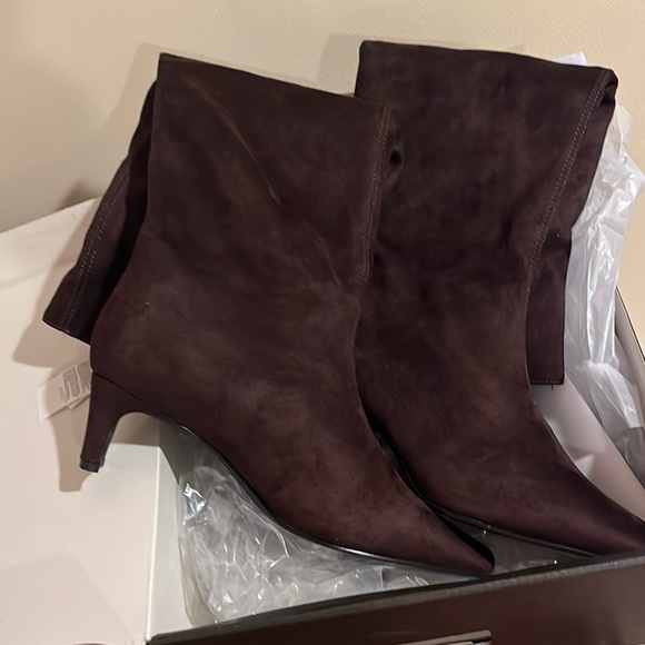 NWT- Banana Republic Chocolate Vegan Suede Tall Slouch Boot - Picture 7 of 9